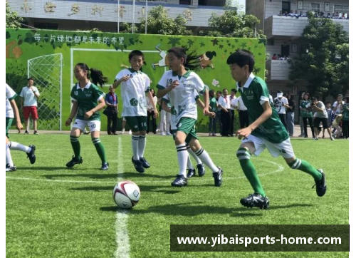 高考足球球星送祝福愿学子们奋勇争先追逐梦想不负青春岁月